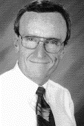 Picture of Tom Lomas is HERE.